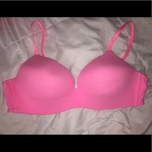 Victoria’s Secret no wire bra 38 C comfy lingerie